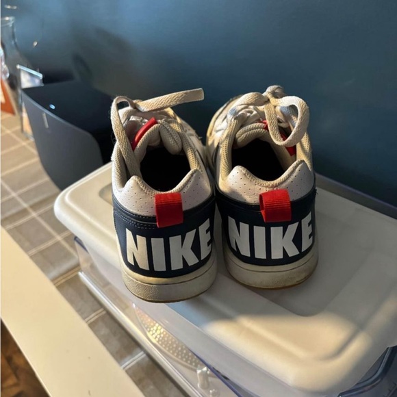 Nike dunks - Picture 2 of 3